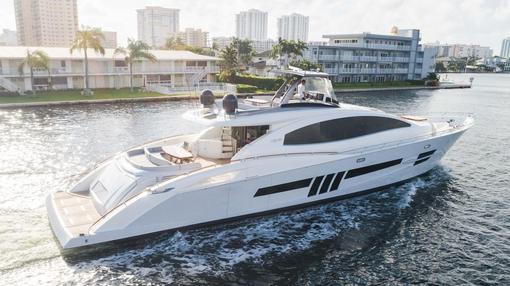 92' Lazzara 2012 "HELIOS"