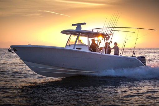 Cobia 320 CC 35'