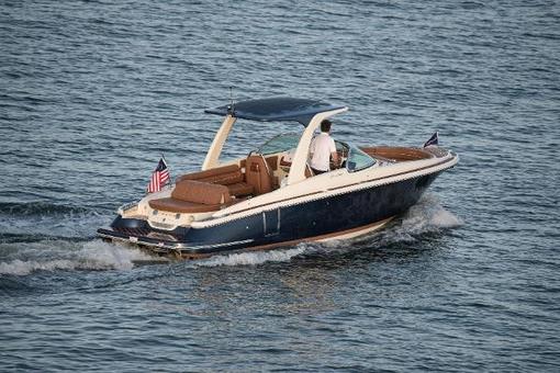 Chris Craft Launch 28 GT 31'9