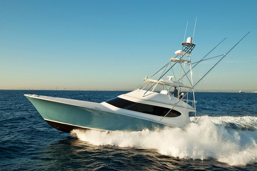 Hatteras GT70 73'8