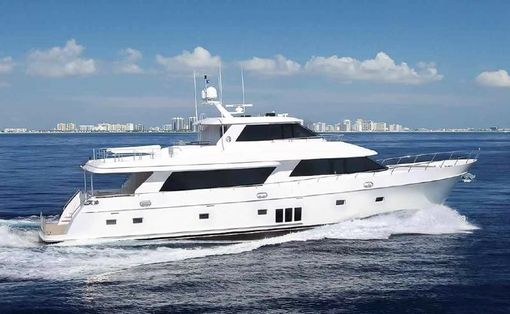 Ocean Alexander 90A "Wiggle Room"