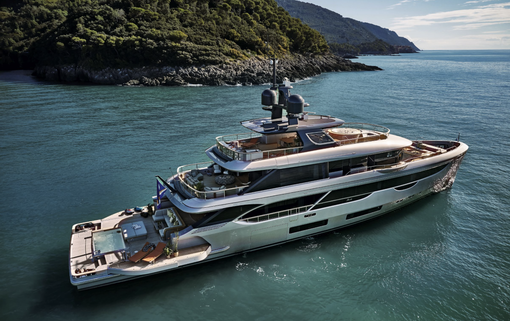 Benetti Oasis 40M
